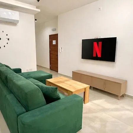 Appartement 3-bedroom With Comfort & Terrace