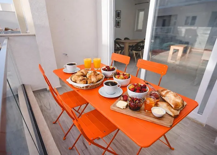 3-bedroom With Comfort & Terrace Appartement